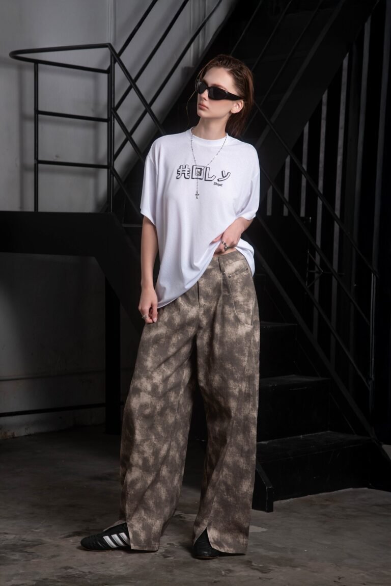 HOLYTEE - Koi Nguyen Photography Studio
