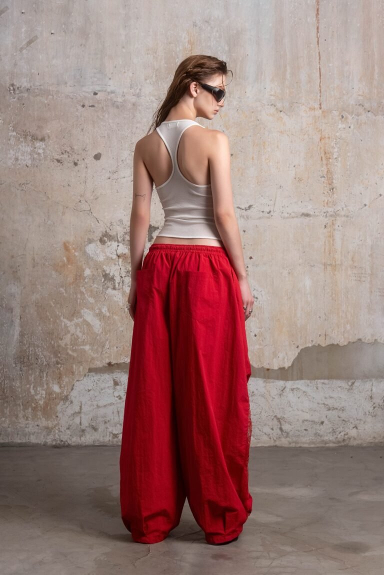 HOLYTEE - Koi Nguyen Photography Studio